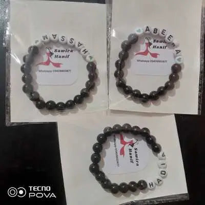 Custom Name Bead Bracelet – Personalized Black & White Beaded Wristband SAWIRA HANIF